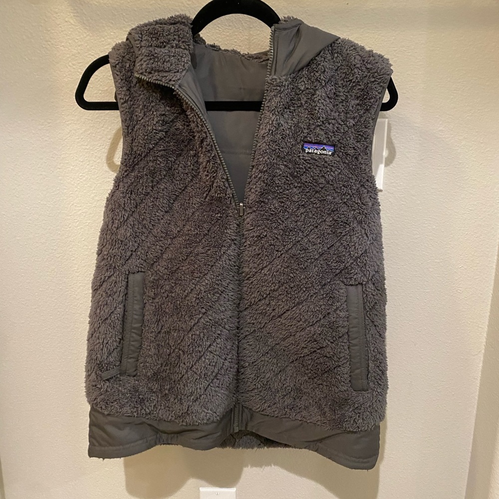 Patagonia reversible vest size M